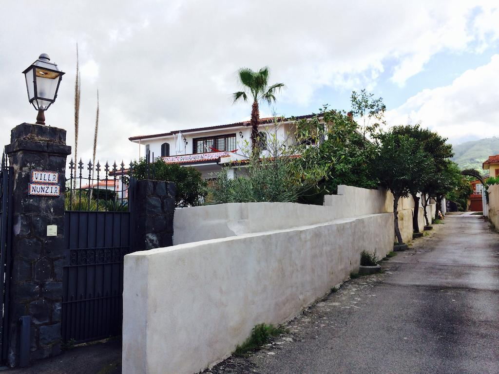 B&B Villa Nunzia Ercolano Exterior photo